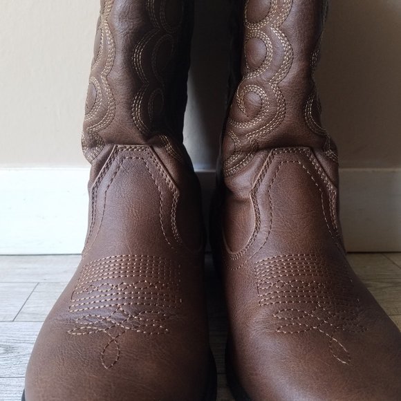 Cat and Jack Girlโs Western Boots Size 5 - Picture 4 of 9
